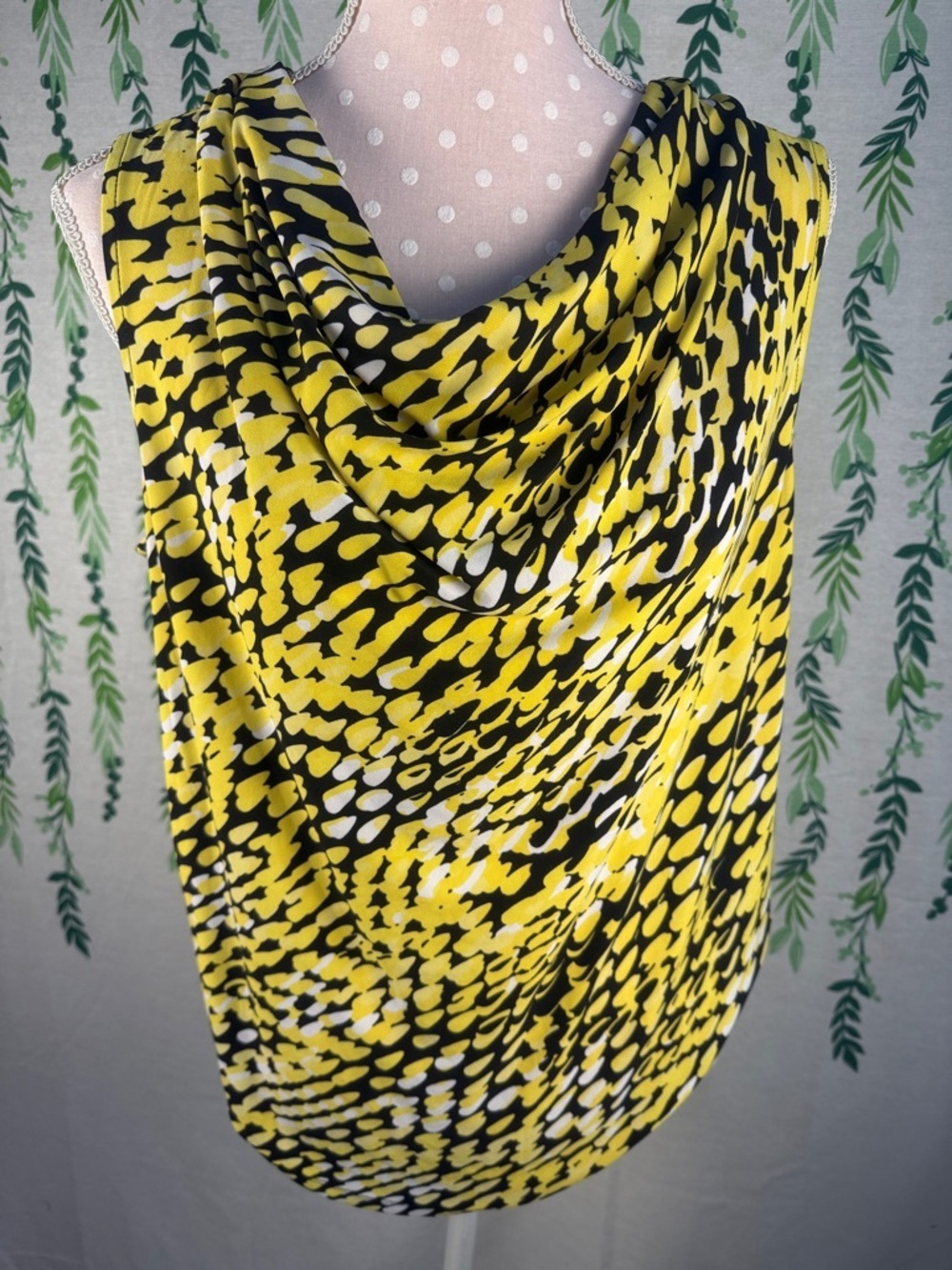Evan Picone Yellow Black White Cowl Neck Sleeveless Top B5